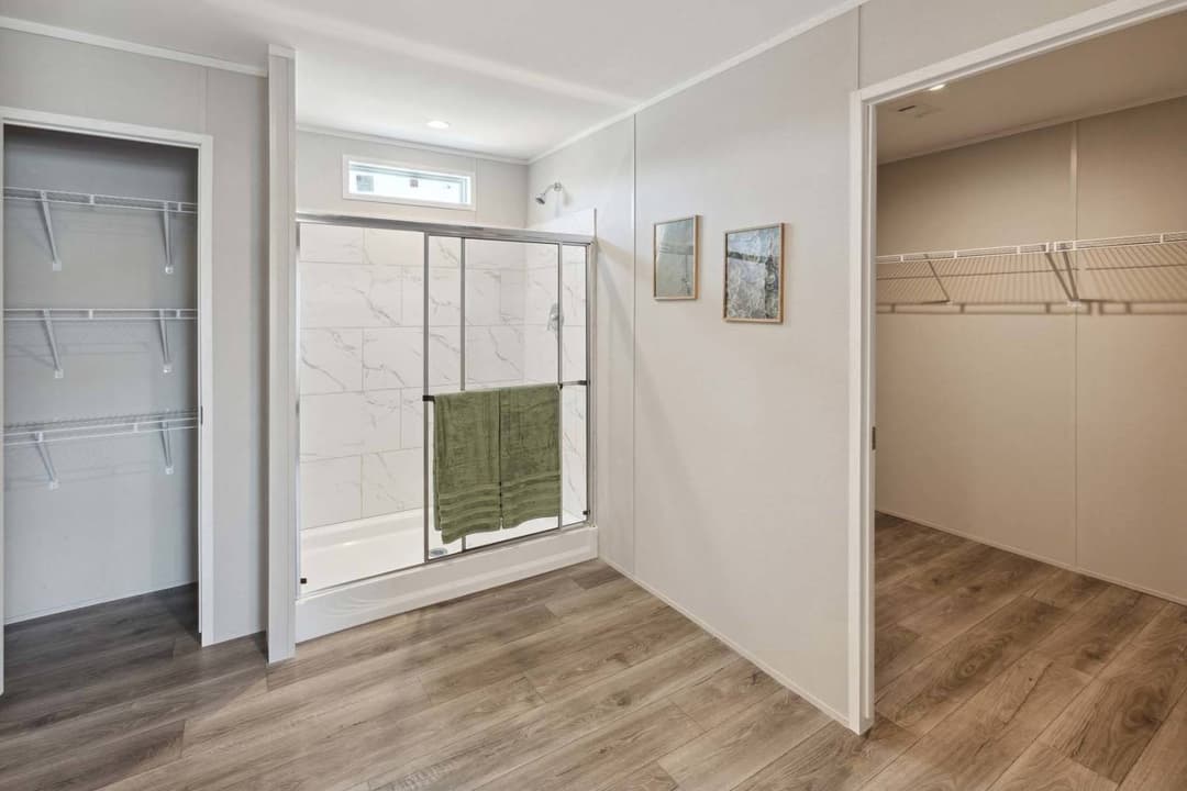 Nm3276a bathroom home features