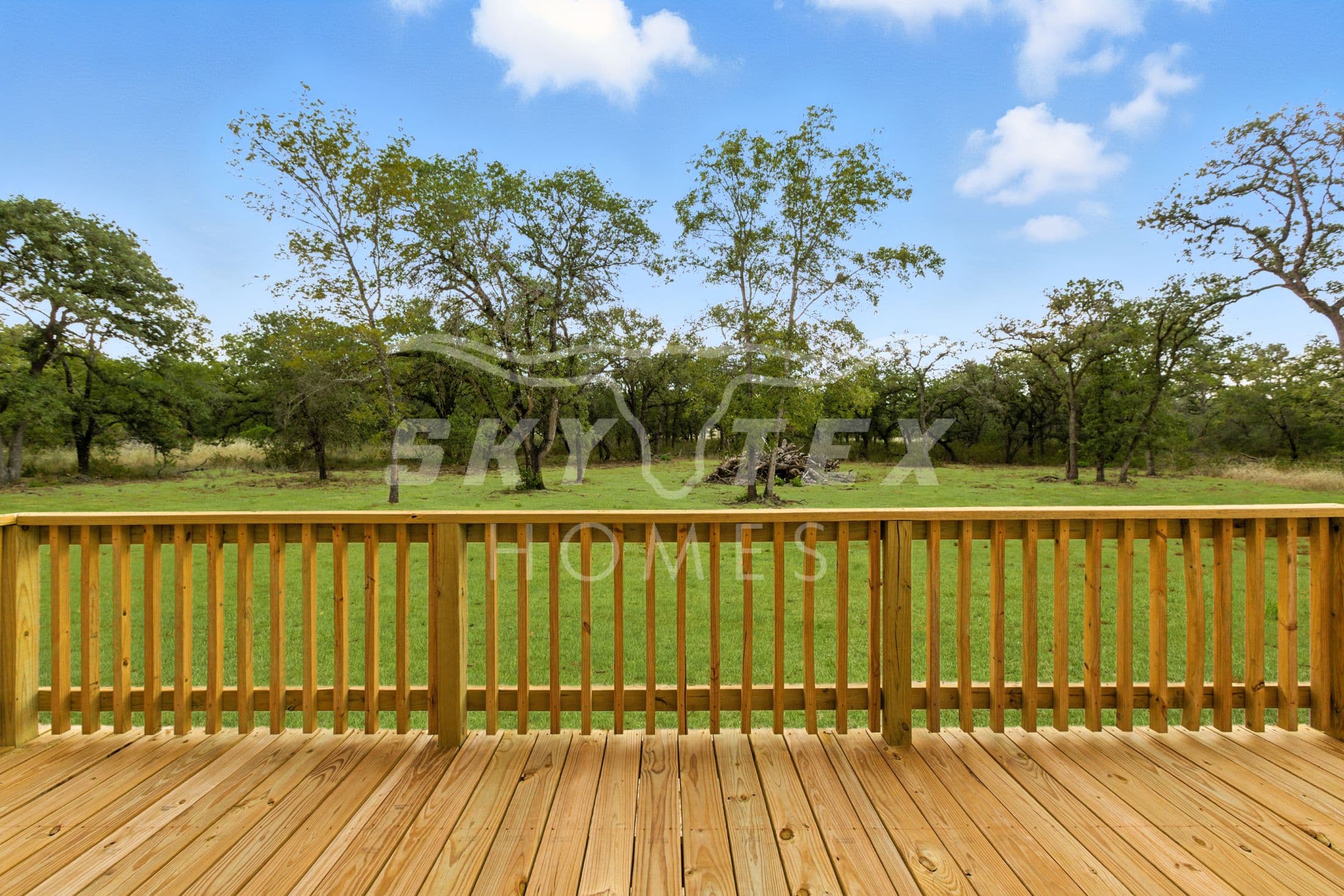 149 syrah st - freedom - 1.0 acre - pending  home features