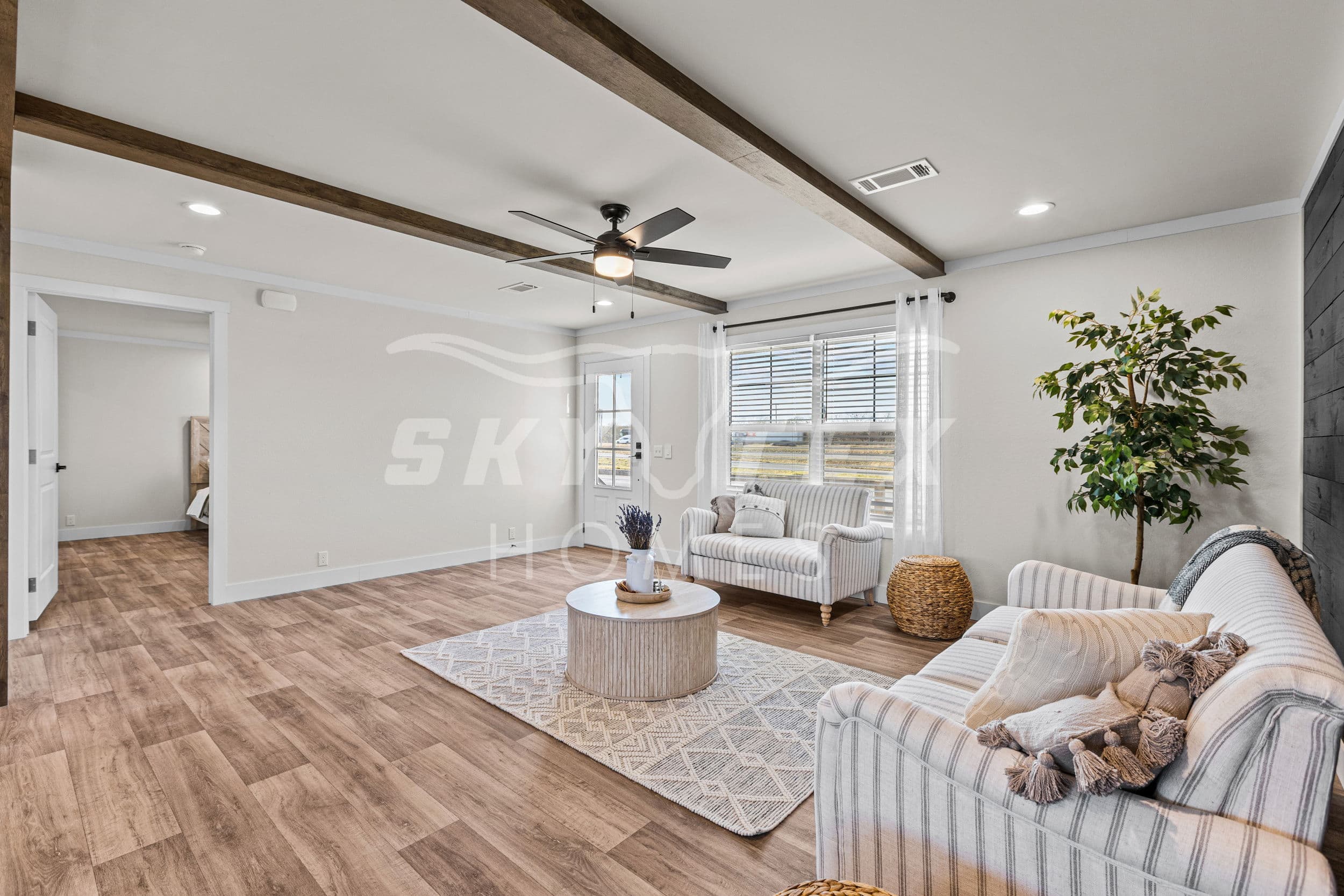 Emilie elite interior home features