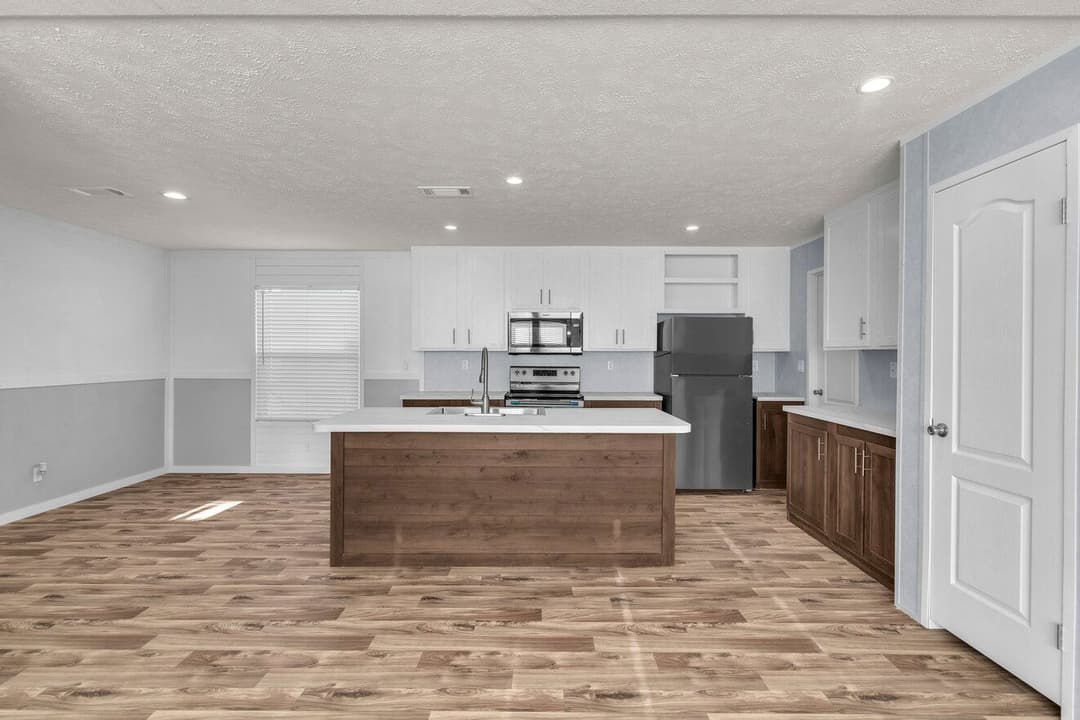 Cahill interior and kitchen home features