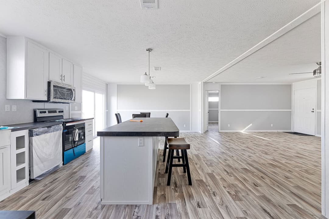 Rio grande interior and kitchen home features