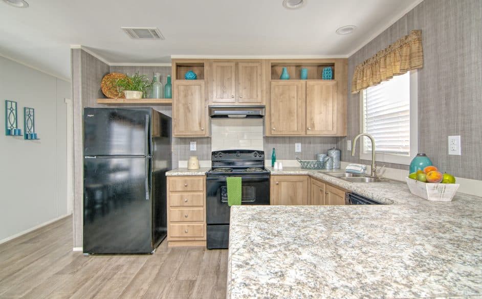 Park central 307p kitchen home features