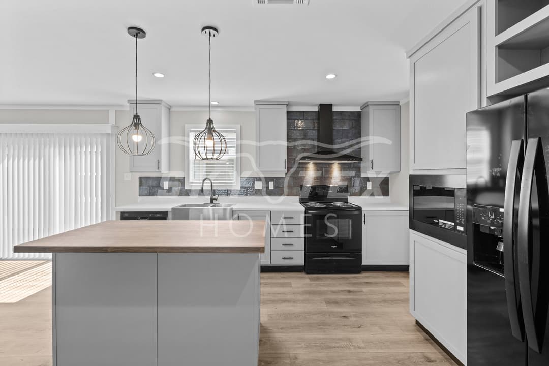 Gateway 2856a interior and kitchen home features