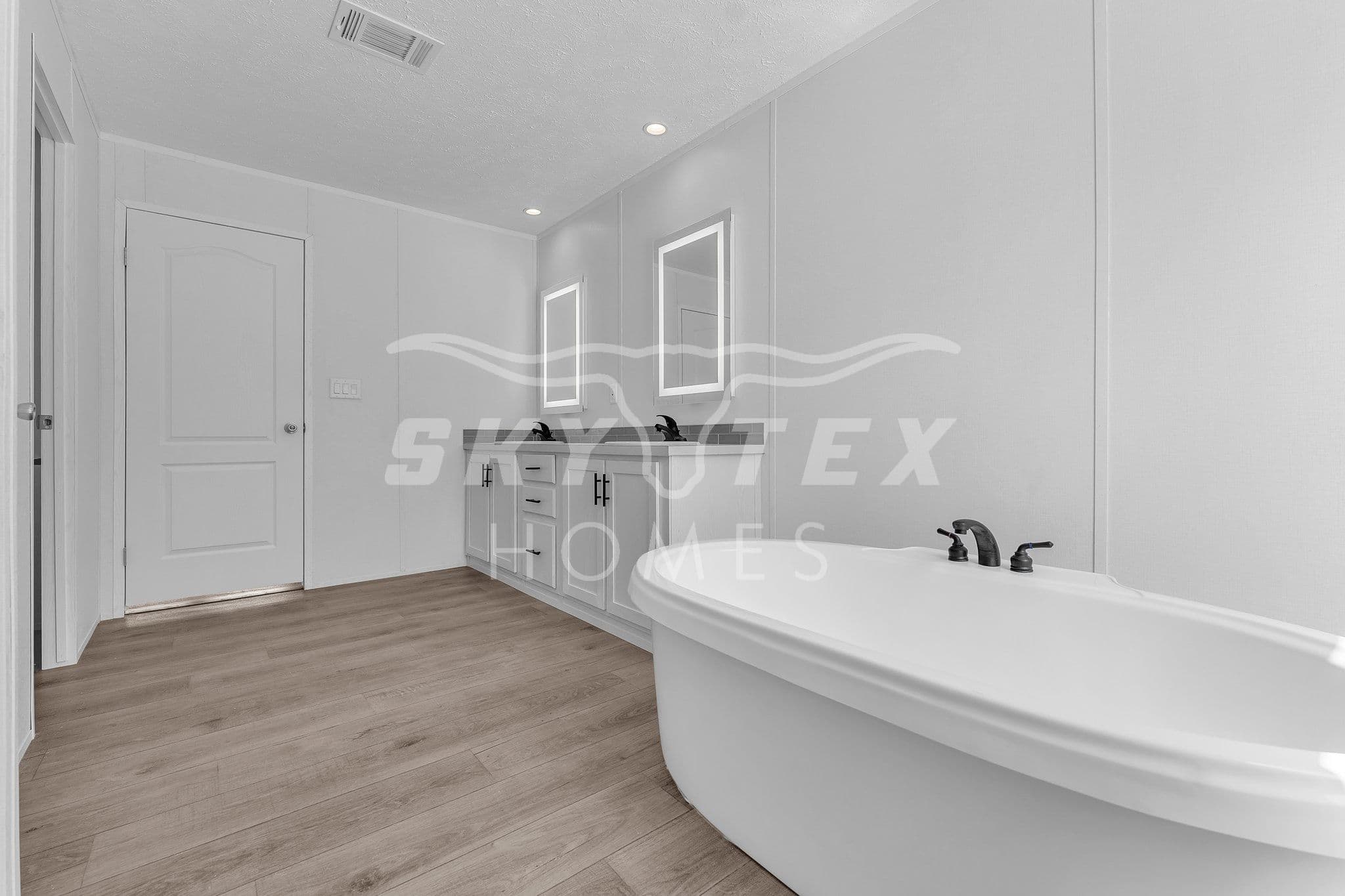 128 syrah st., la vernia - 1.05 acres bathroom home features