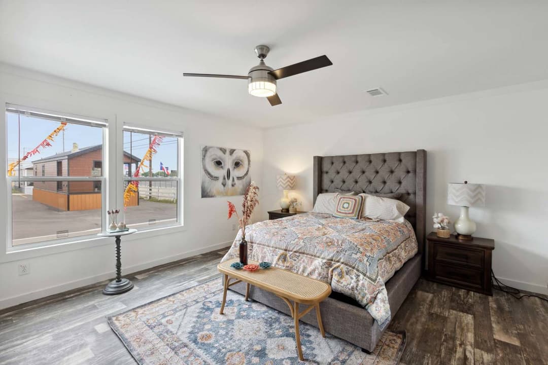 Trinity bedroom home features