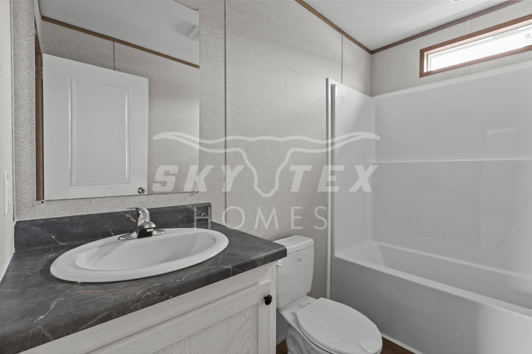 Navasota - prime 2856  bathroom home features