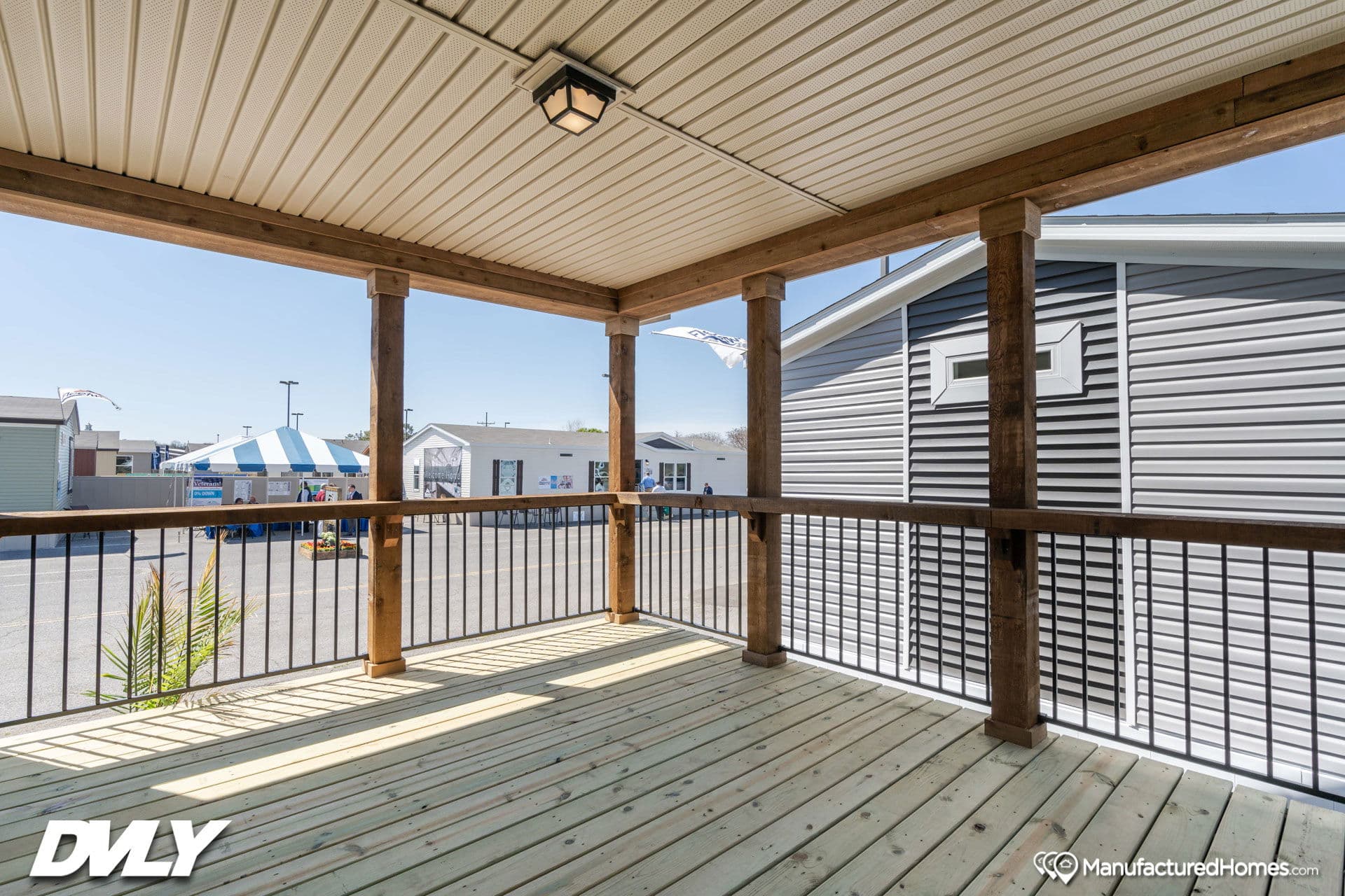 Wl-monl-6809 exterior home features