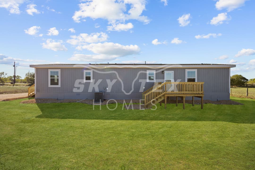 2354 stevens rd., somerset - 1.18 acres exterior home features