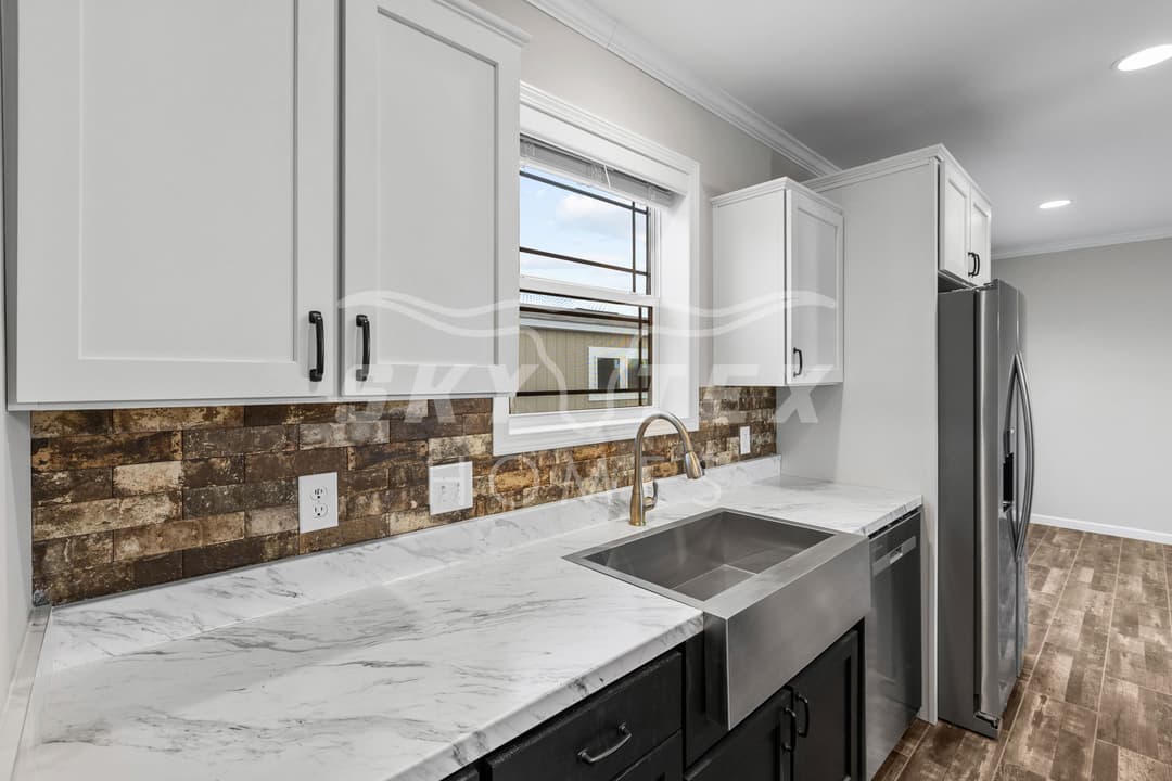 The woodside interior and kitchen home features