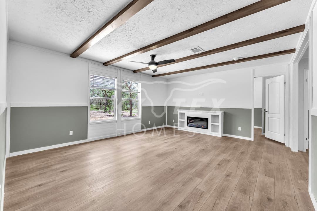 149 syrah st - freedom - 1.0 acre - pending interior home features