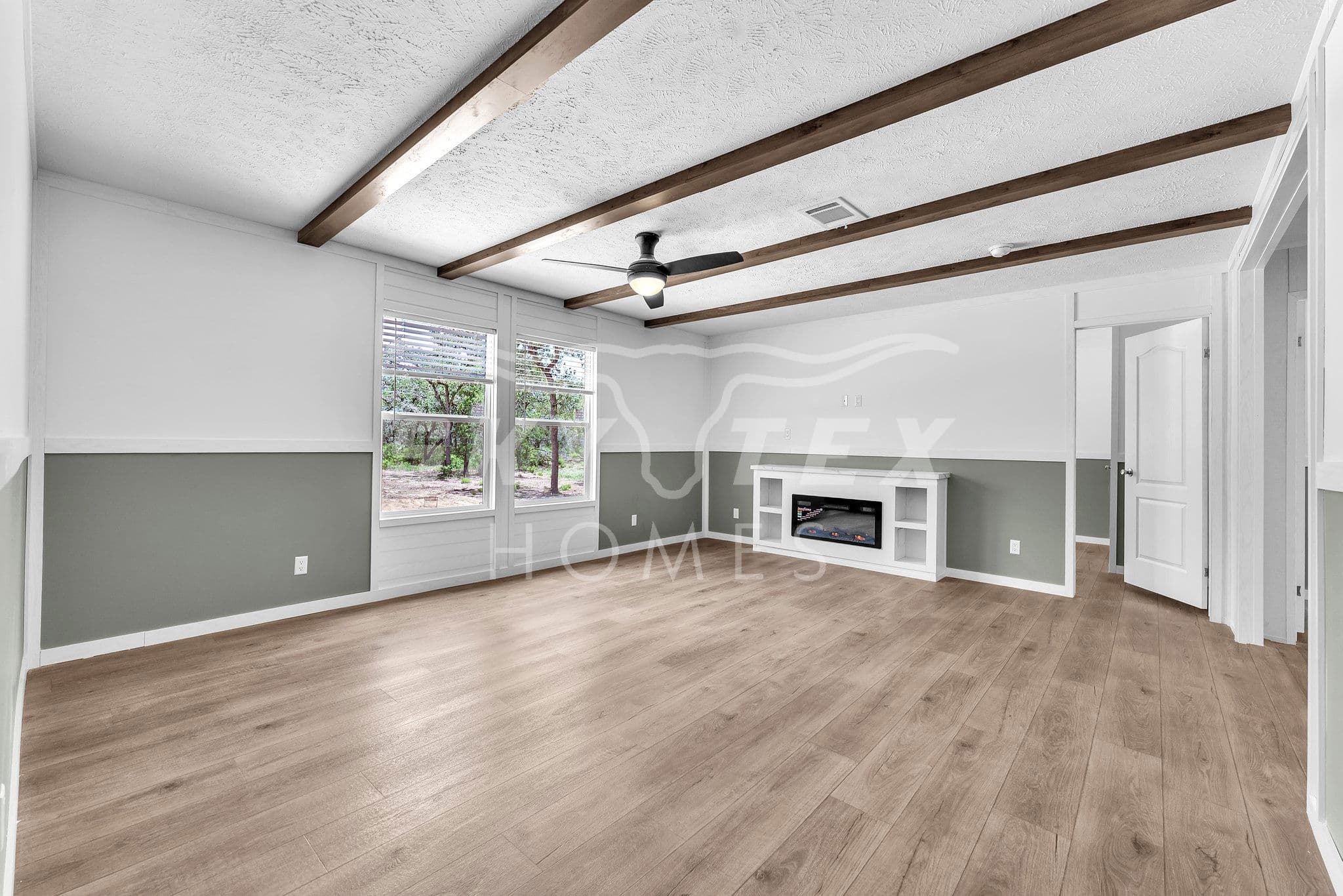 149 syrah st - freedom - 1.0 acre - pending interior home features