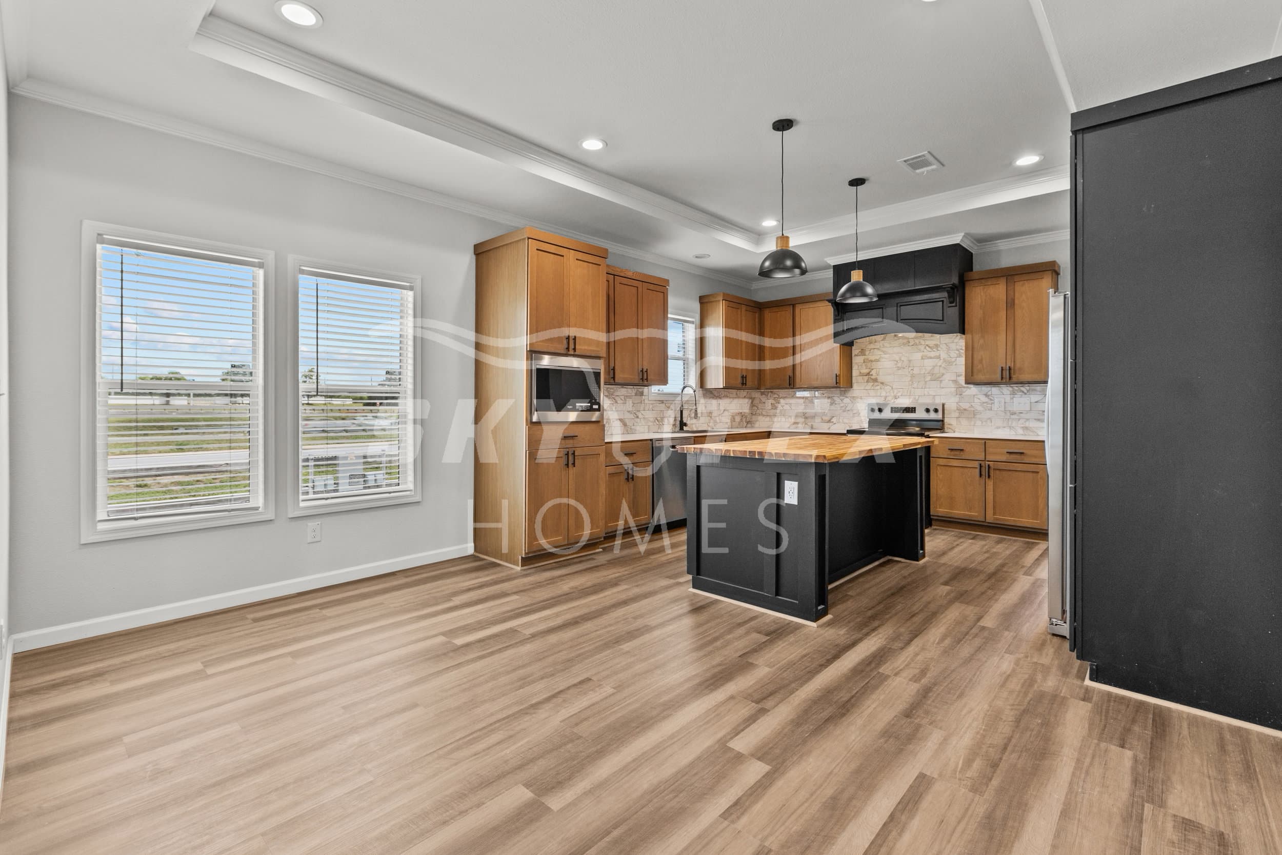 Forge interior and kitchen home features