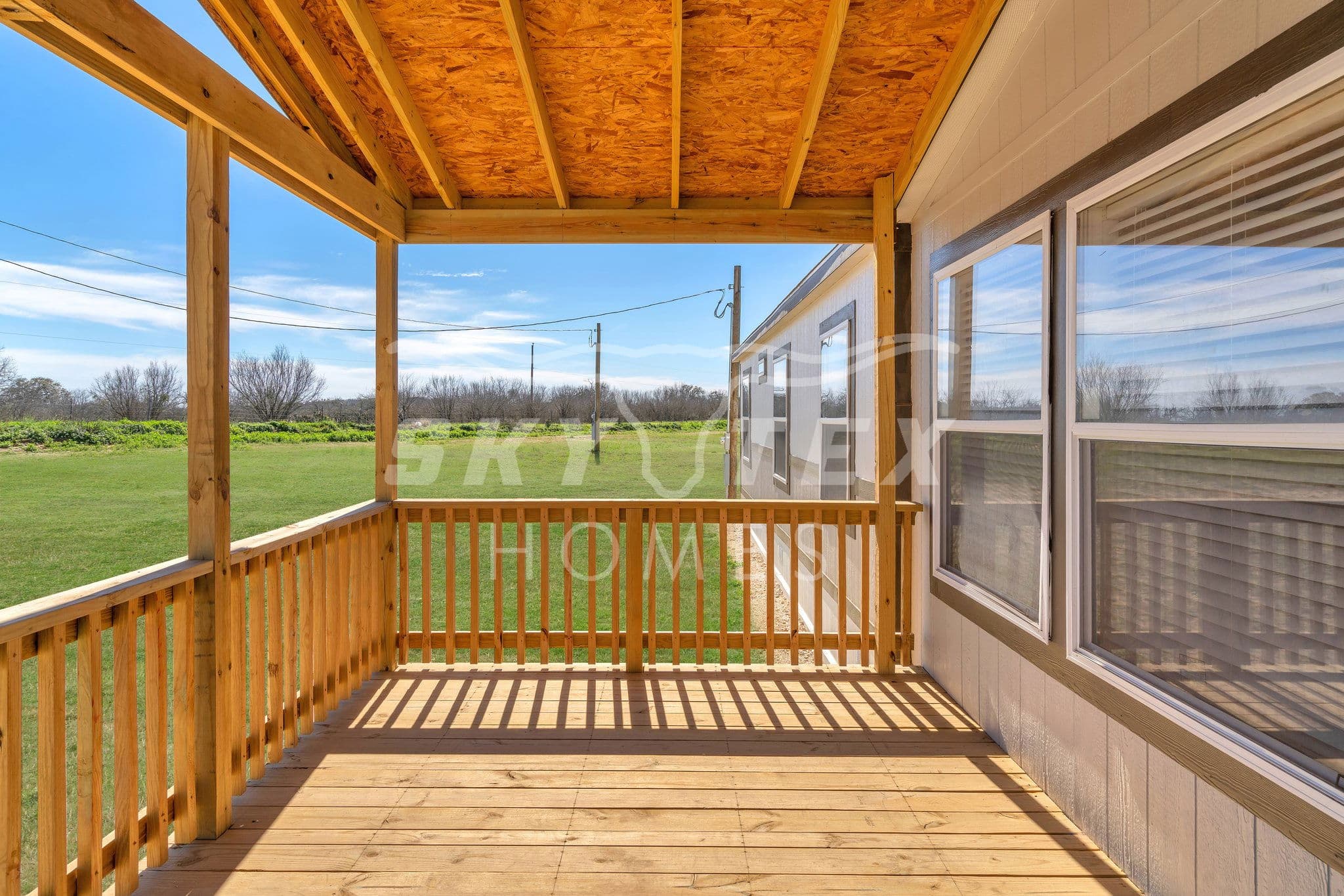 Valu maxx premier 32684e exterior home features