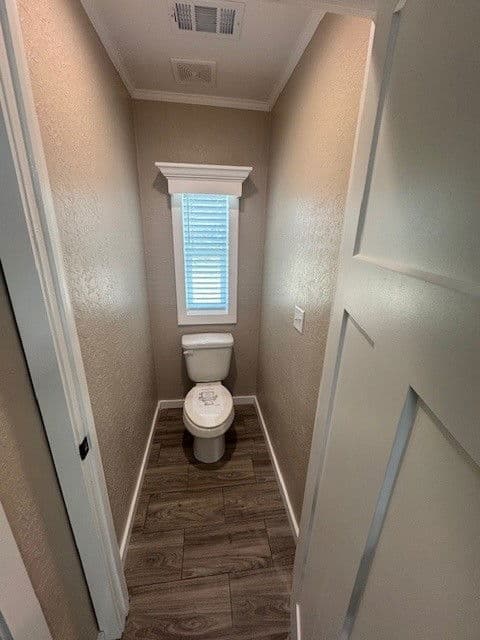 Solitaire 28643a bathroom home features