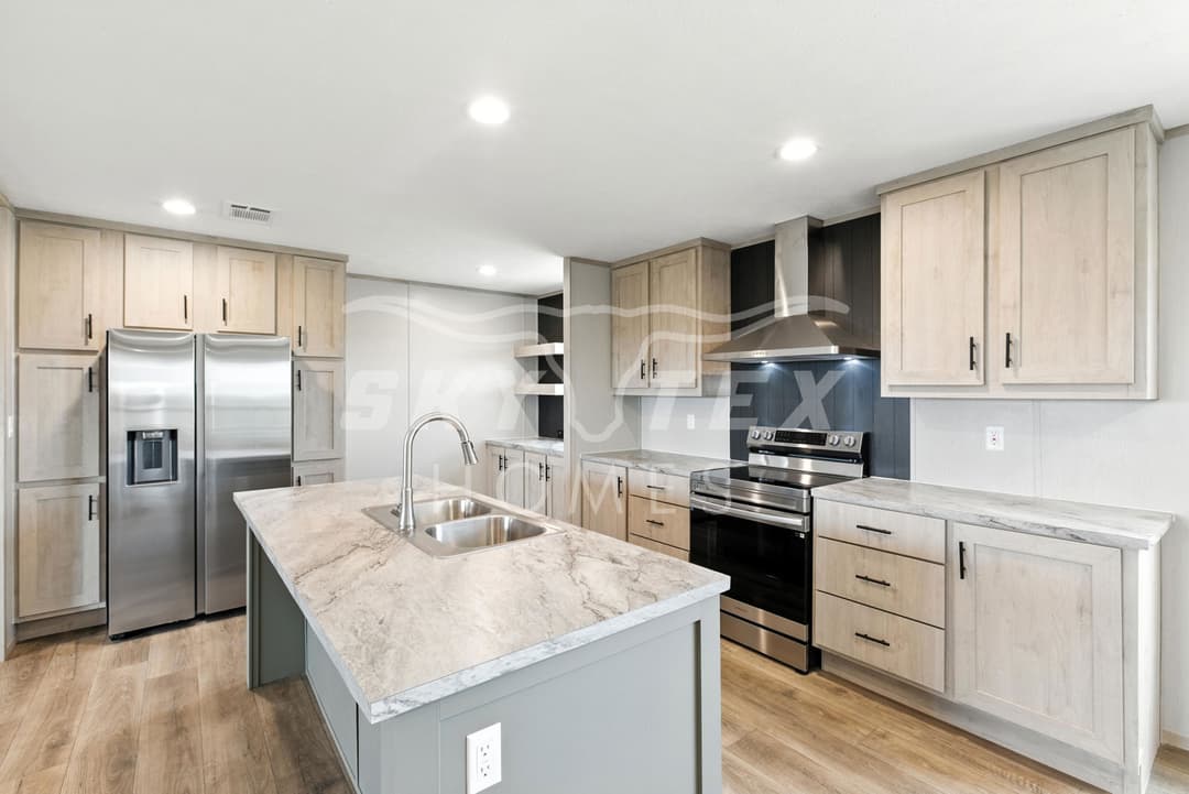 Crockett interior and kitchen home features