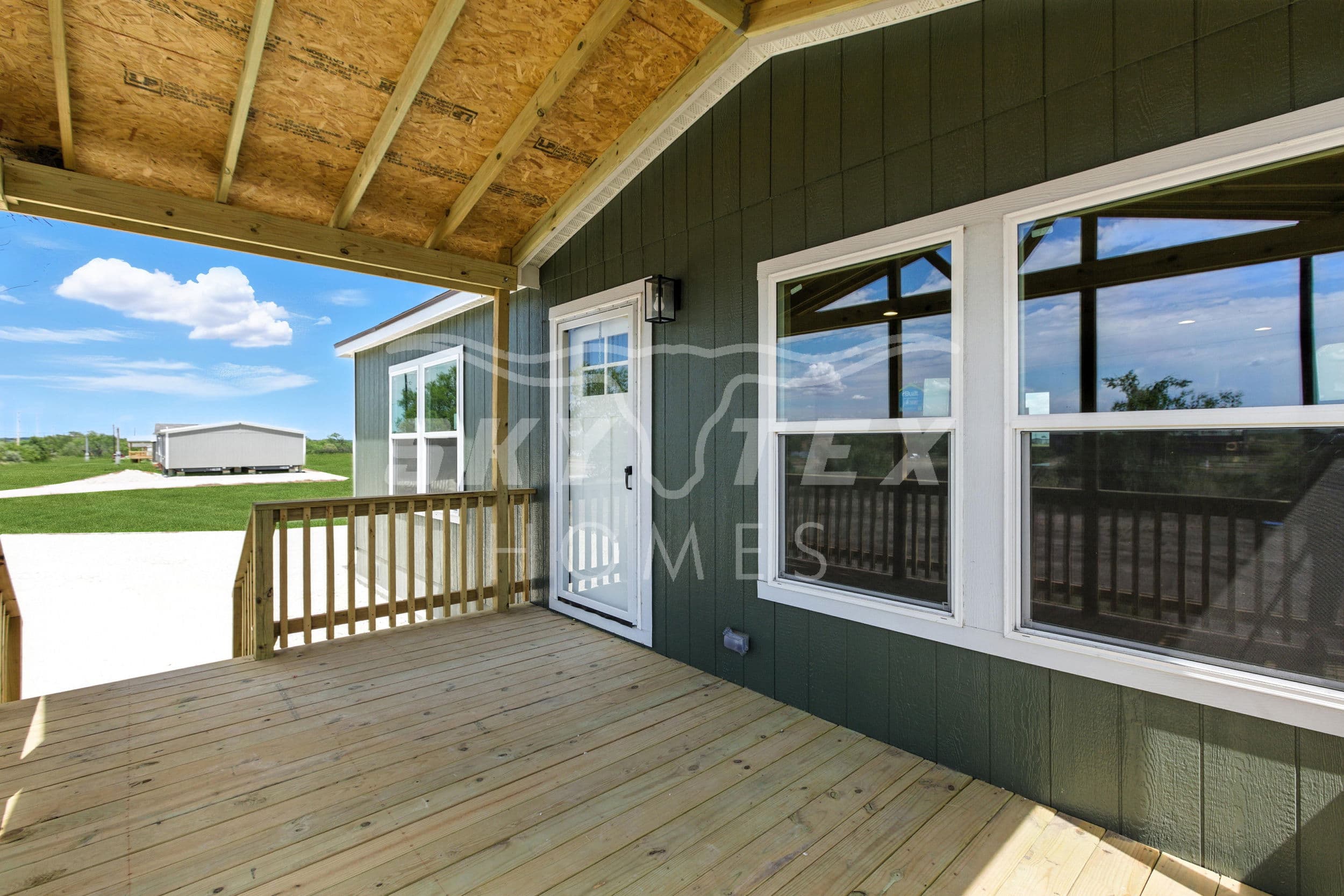 2553 fm 1332, jourdanton - 4.0 acres - pending exterior home features