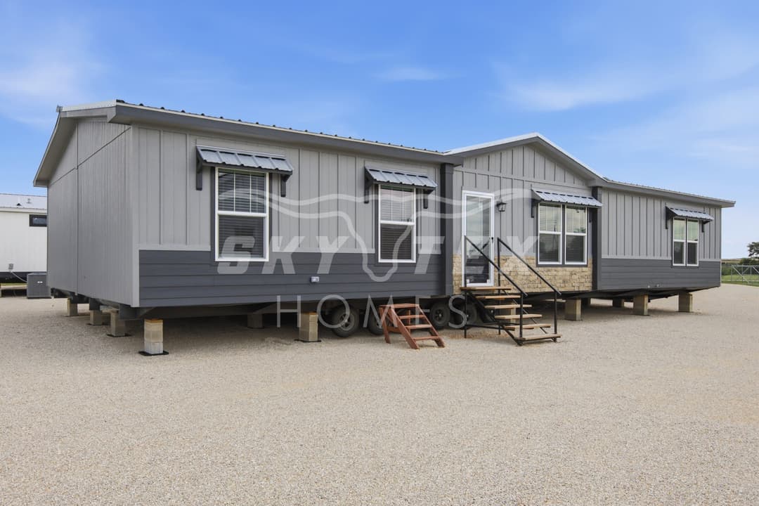 The iron peak exterior and hero home features