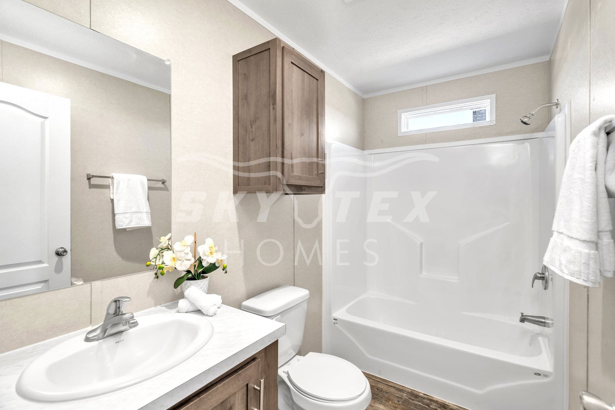 Valu maxx 28563m interior and bathroom home features