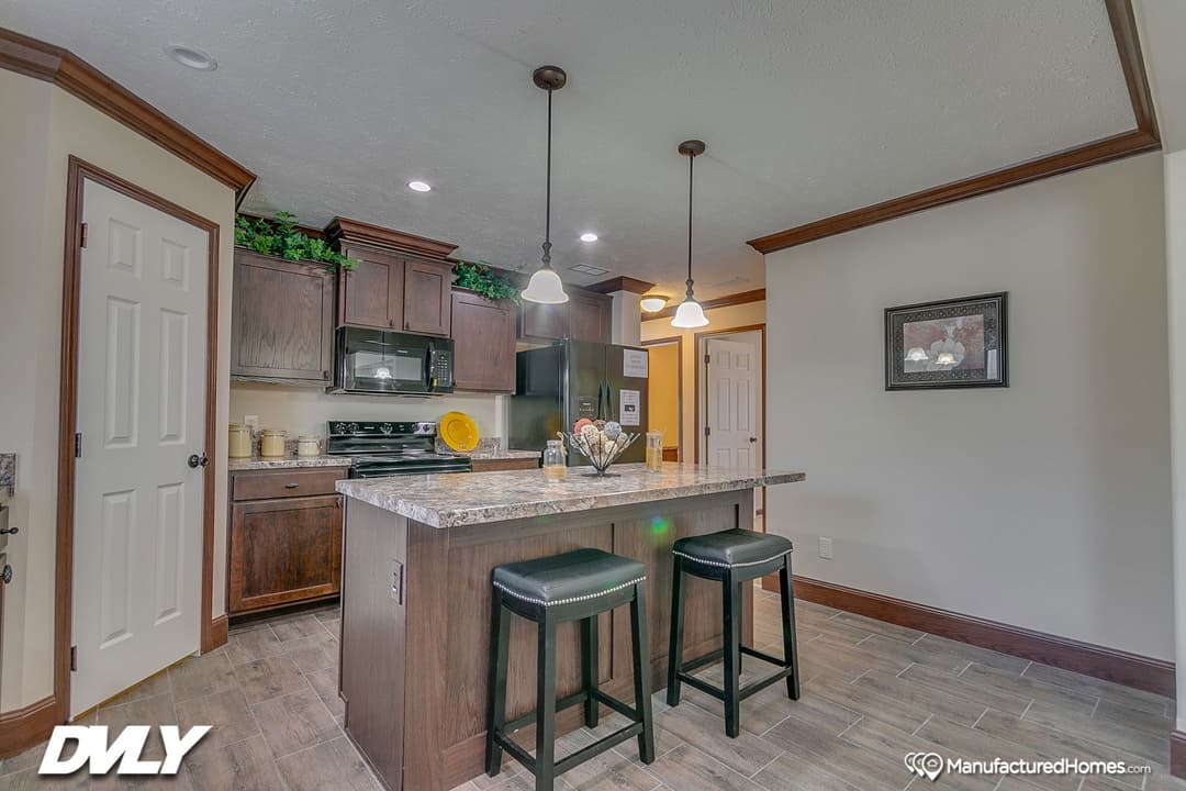 Brooks pointe kitchen home features