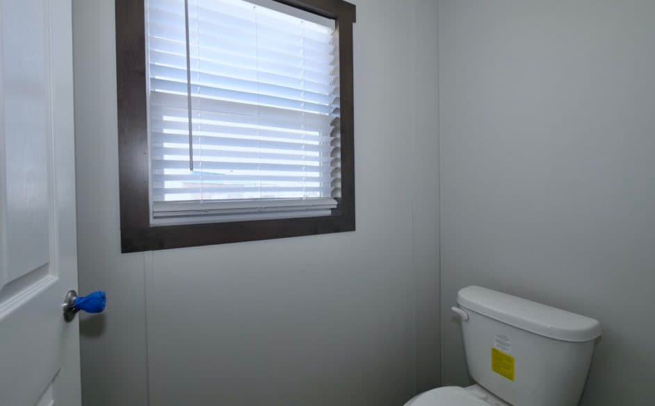 Marquise d72e bathroom home features