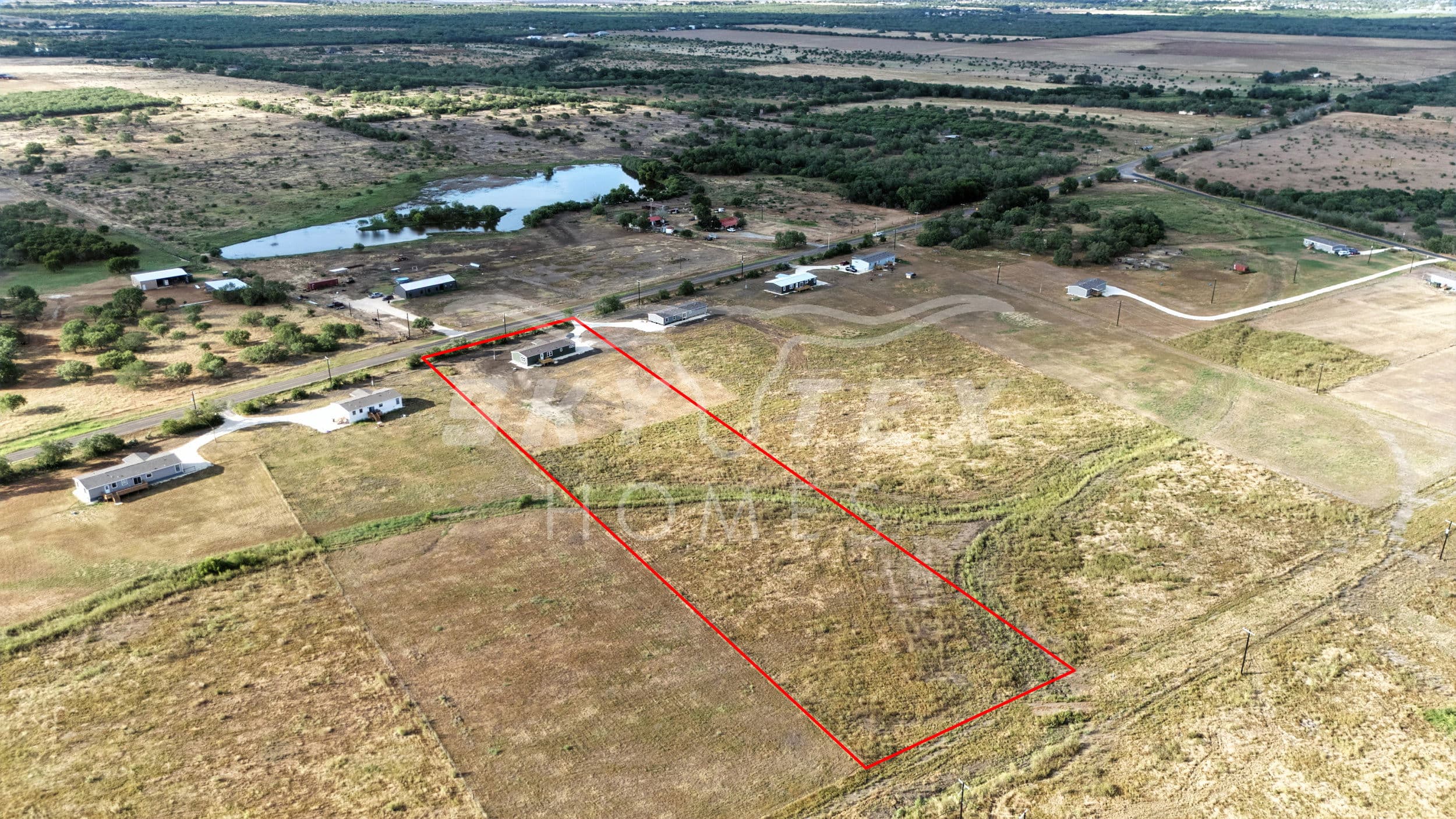 2553 fm 1332, jourdanton - 4.0 acres - pending exterior home features
