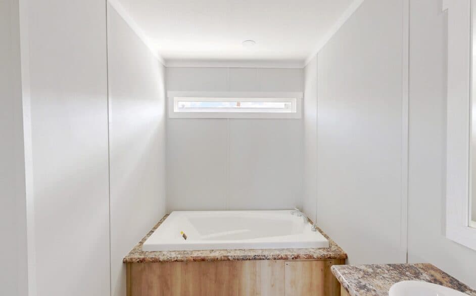 Silverado 2348 bathroom home features