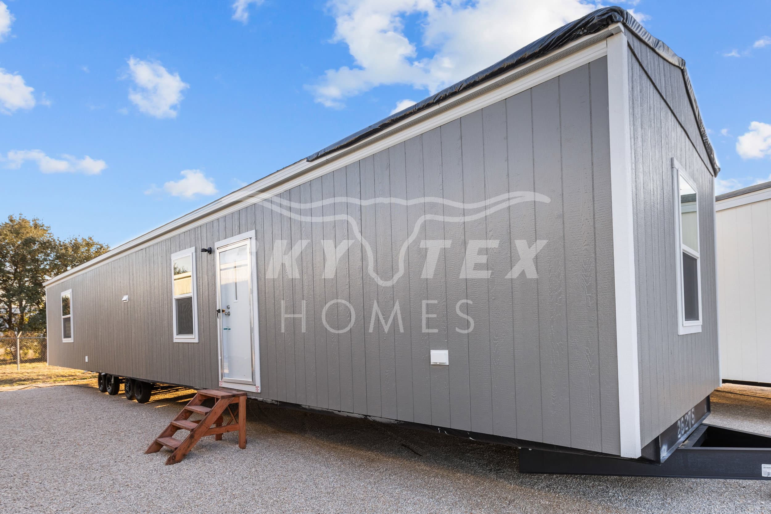 Dogwood exterior home features