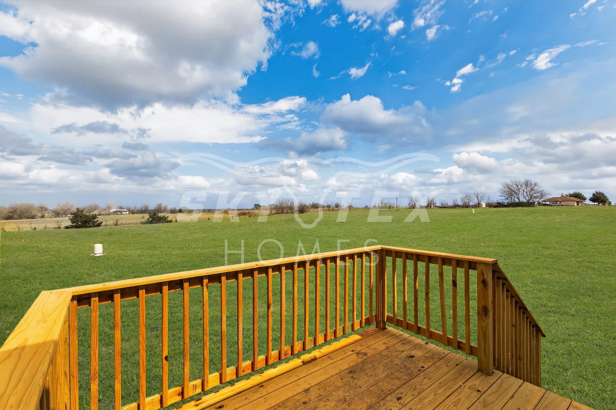 595 old phillipsburg road - 1.53 acres exterior home features