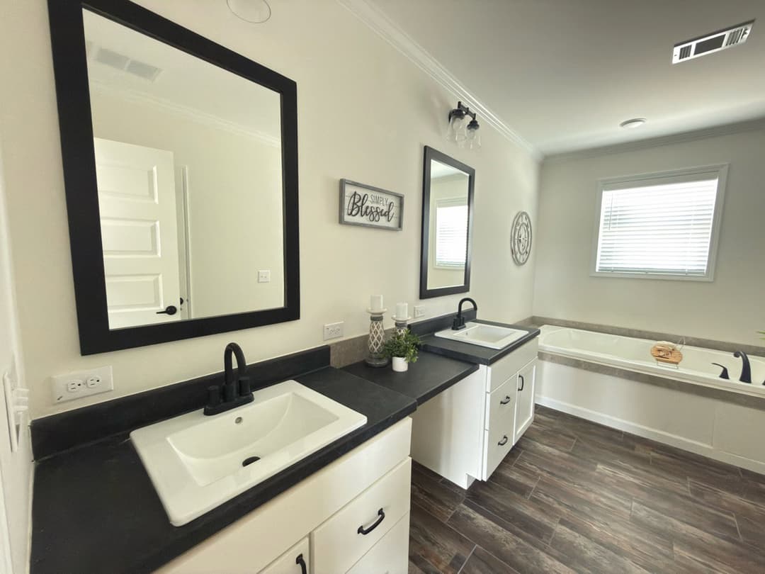 Orchard house (study) bathroom home features