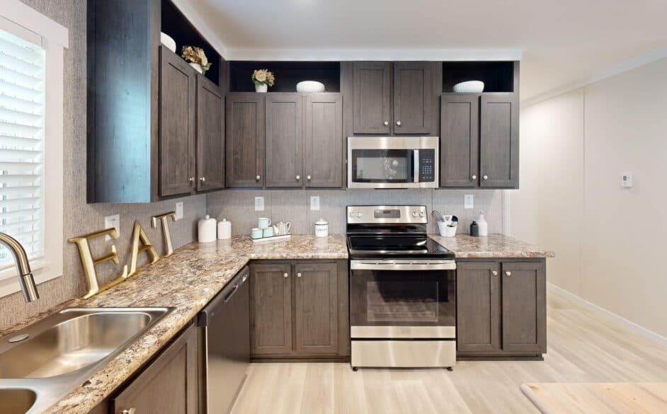 Hacienda p60s kitchen home features