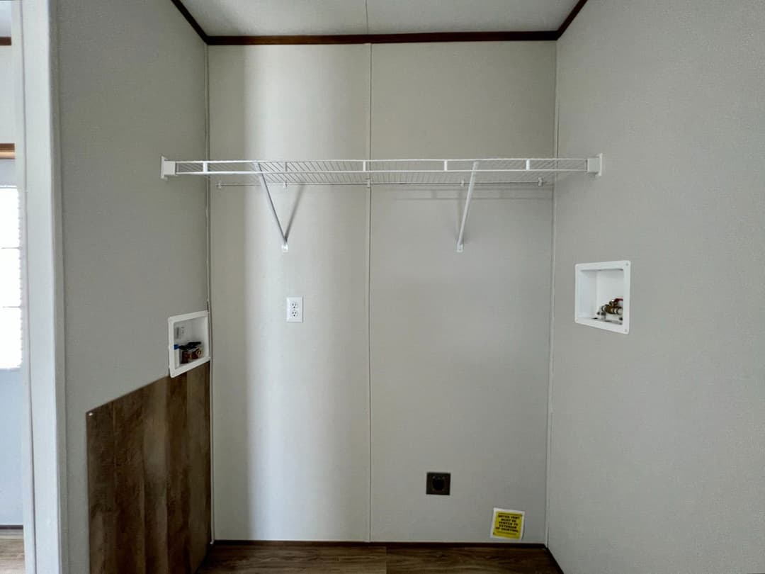 Valuhomes 16763v interior home features