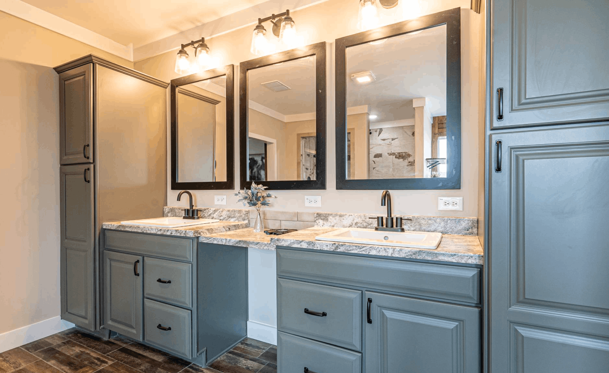 The ole hay barn bathroom home features
