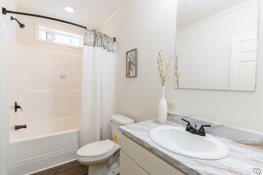 Aimon bathroom home features