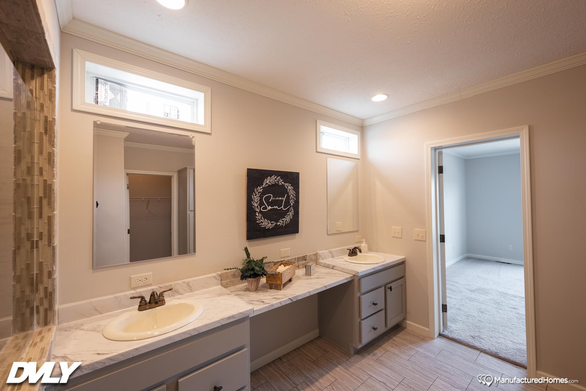 Novus bathroom home features