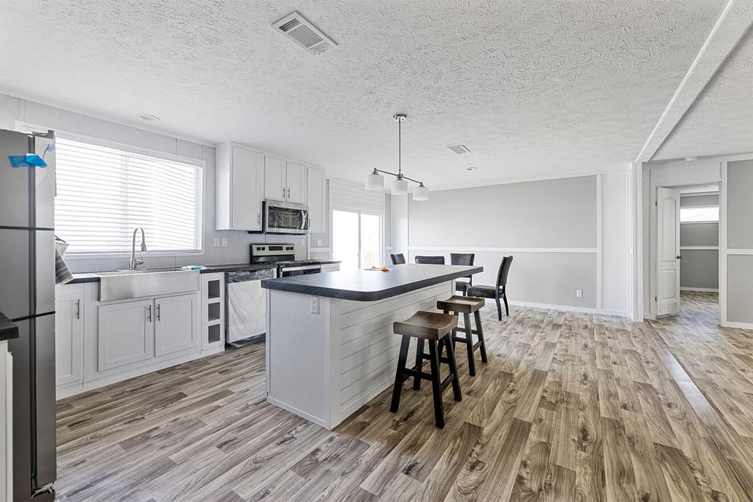 Rio grande interior and kitchen home features