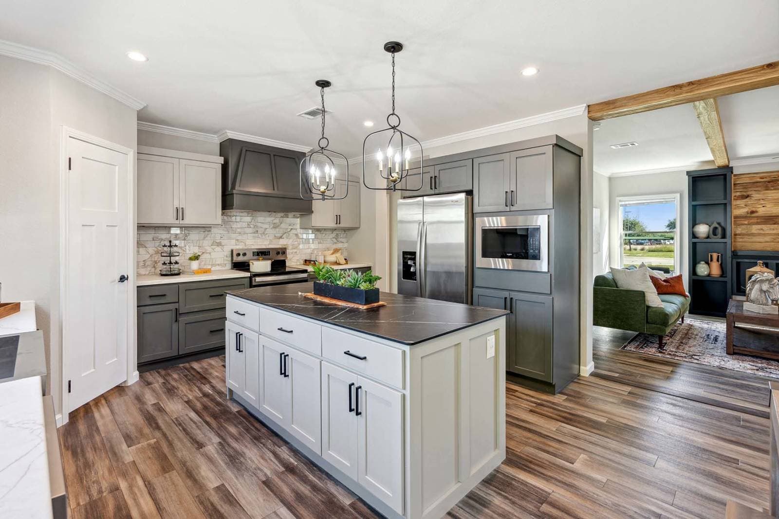 Innovation 3268h kitchen home features