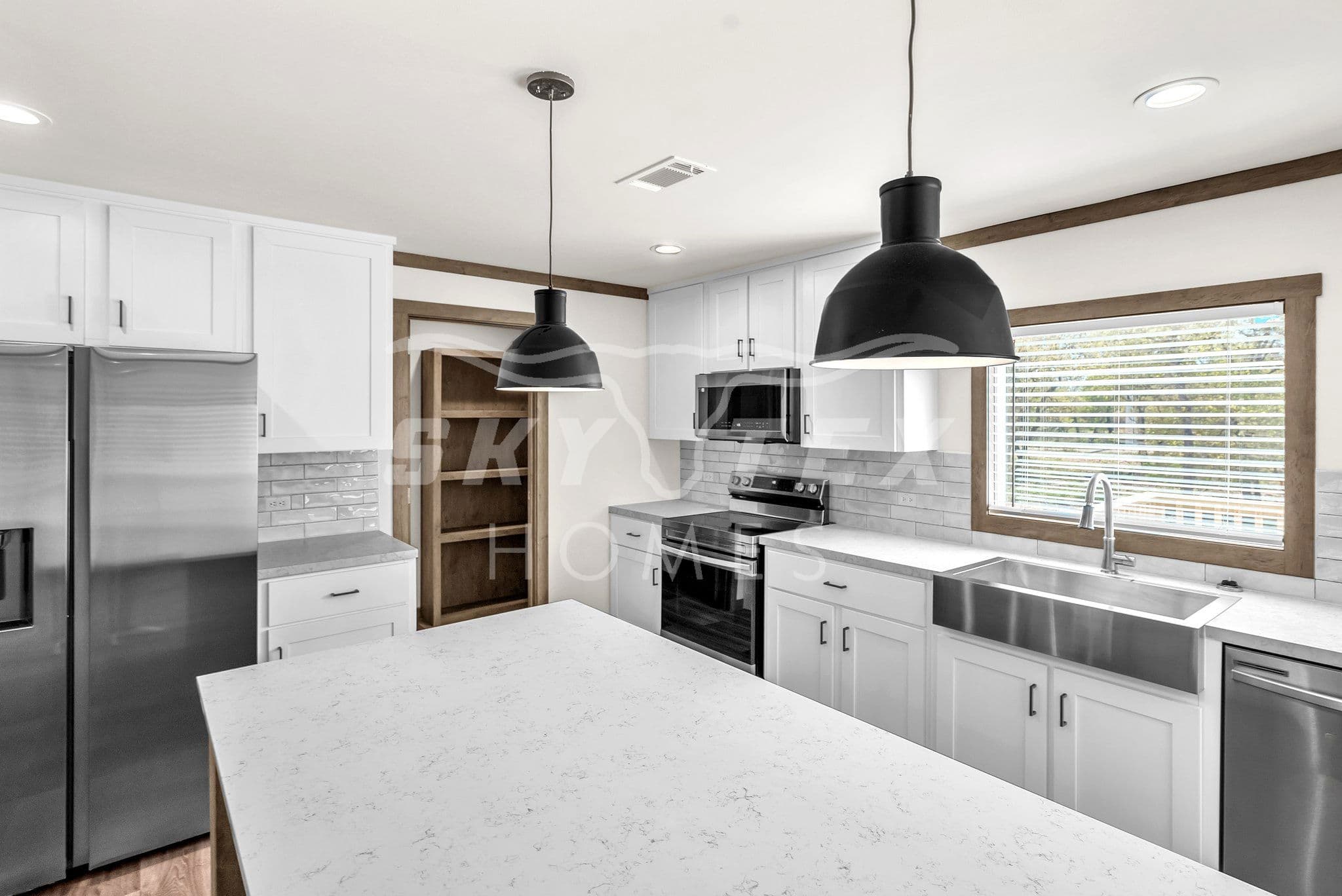 136 syrah st., la vernia - 1.05 acres kitchen home features