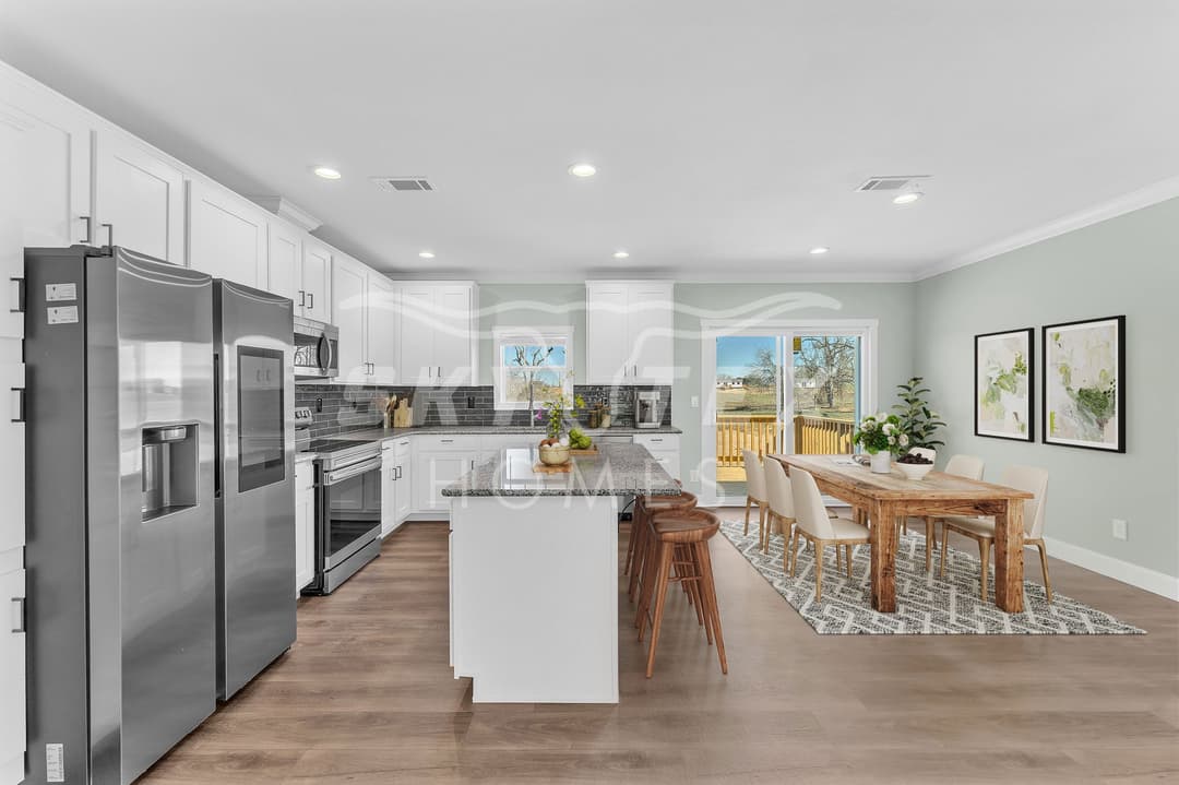 El capitan interior and kitchen home features