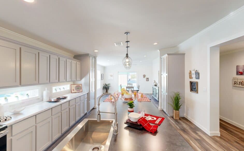 Vue s58-68m kitchen home features