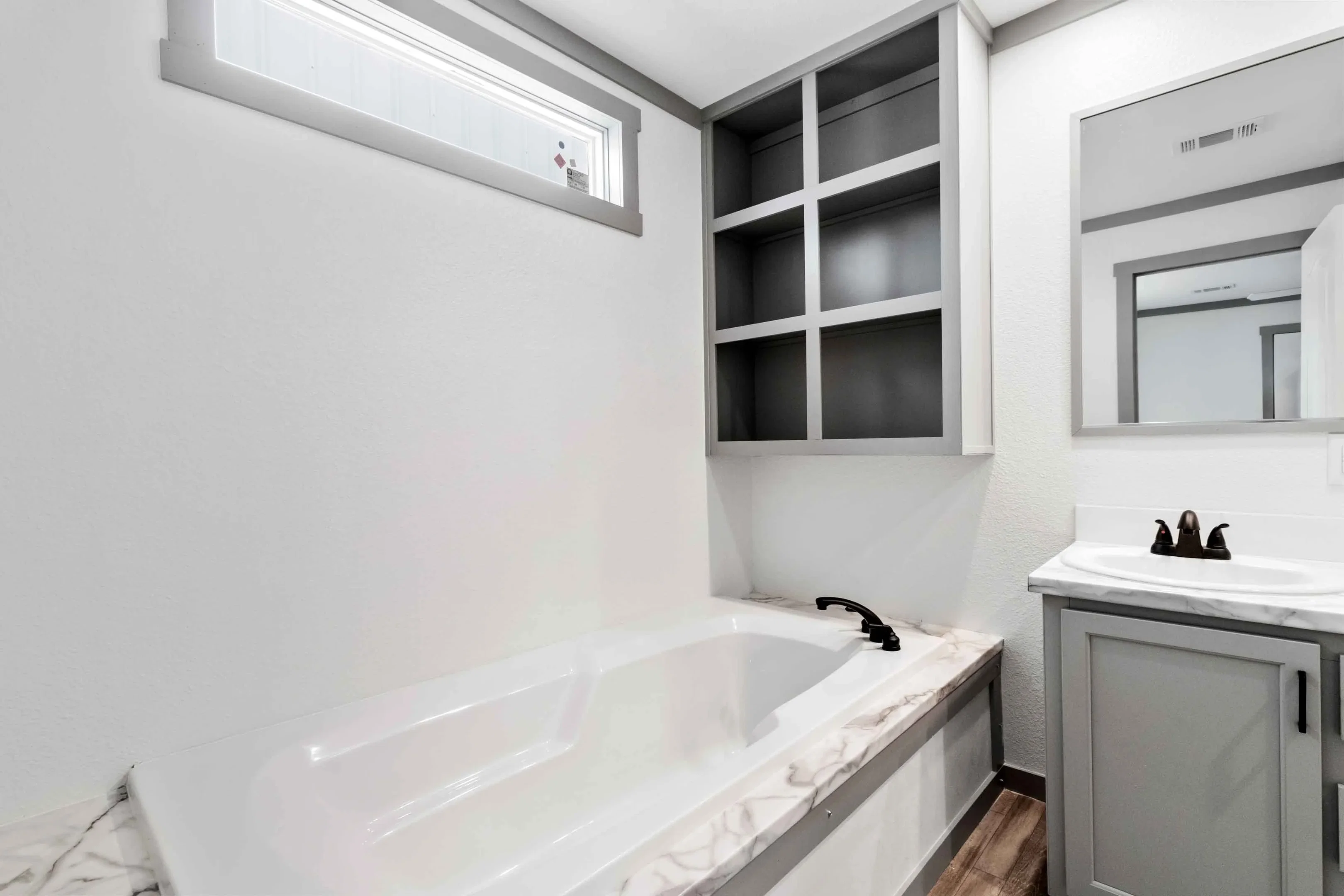 Midland bathroom home features