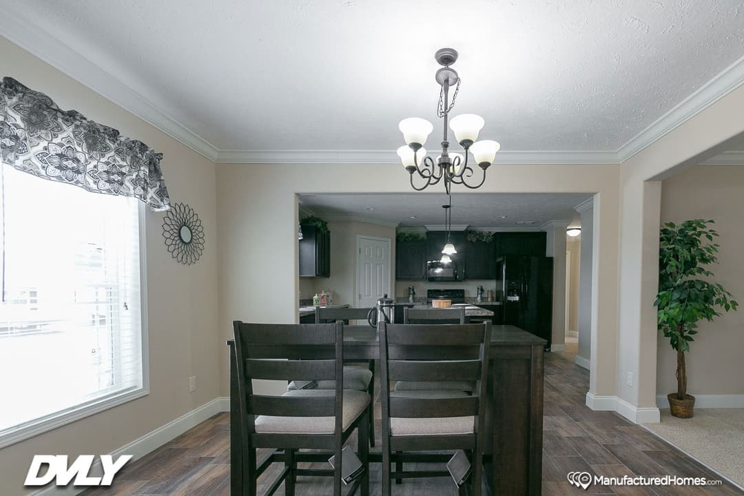 Brooks pointe interior home features