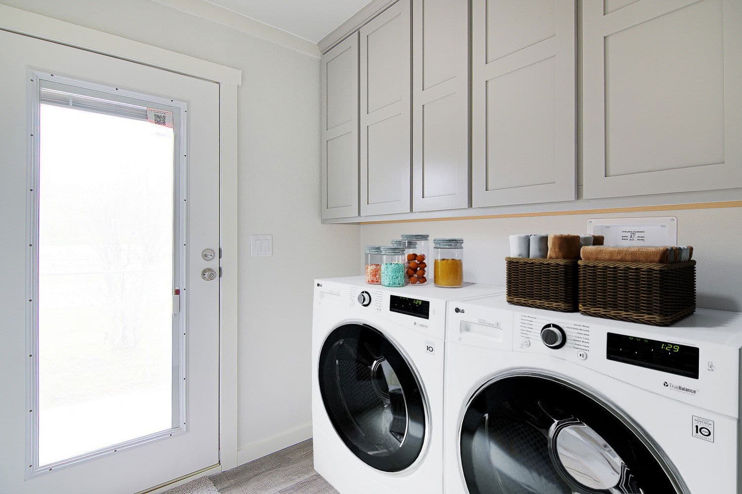 The great divide s58-68m interior home features