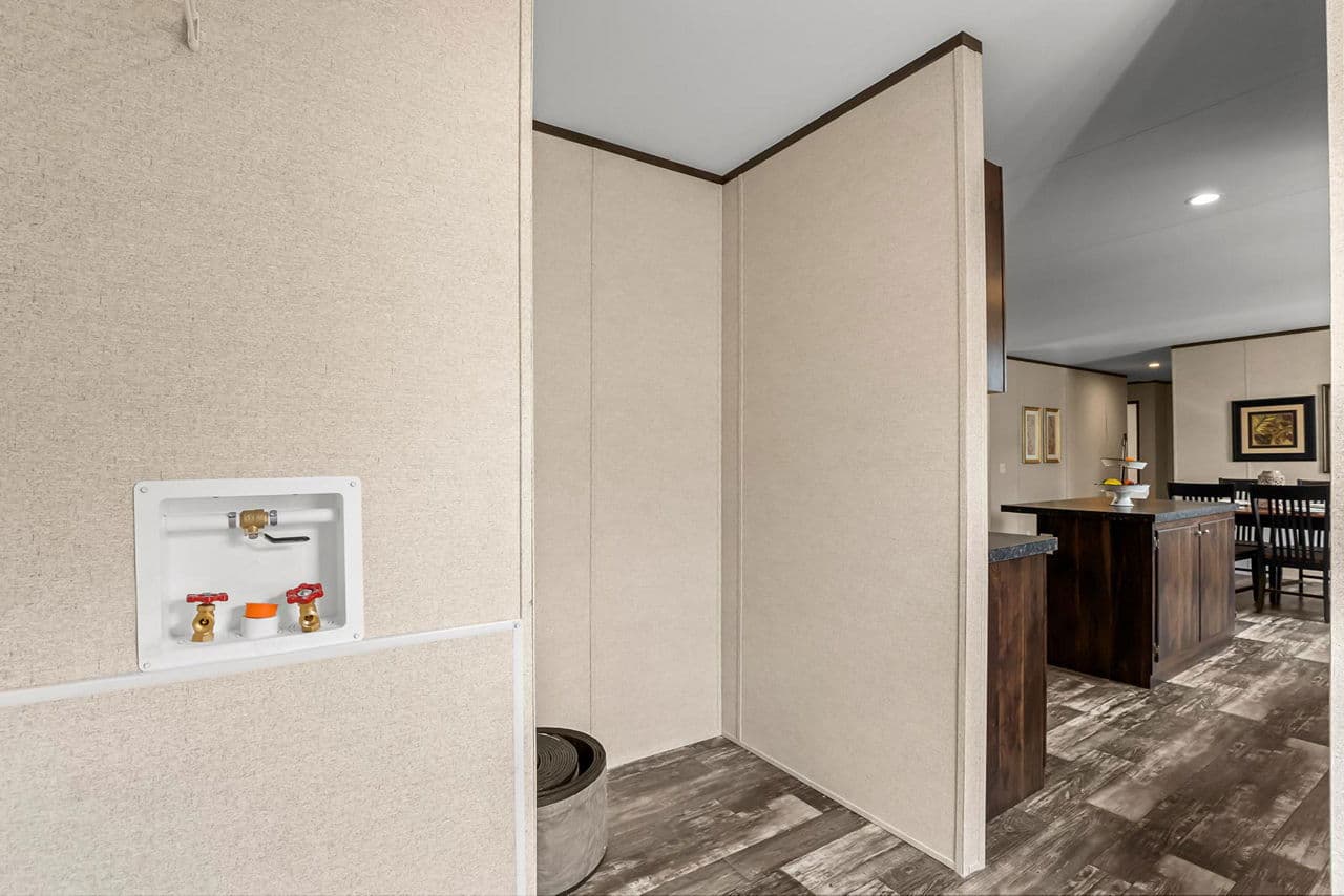 Prime calloway 135 interior home features