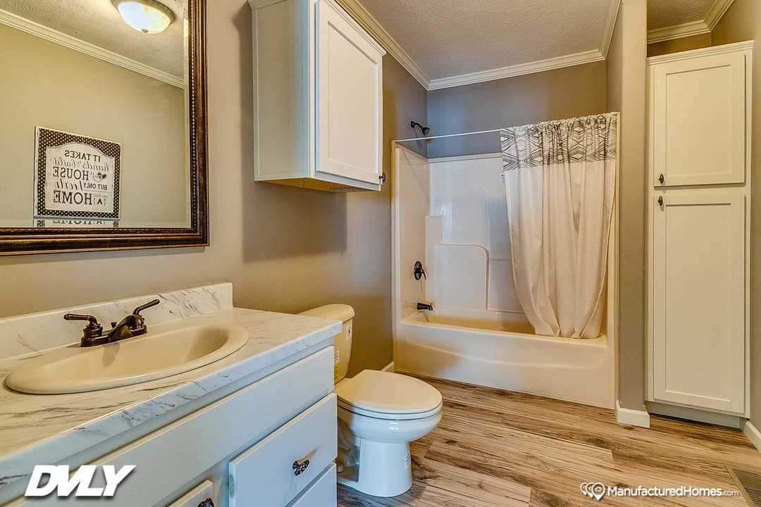 Manorview ii bathroom home features