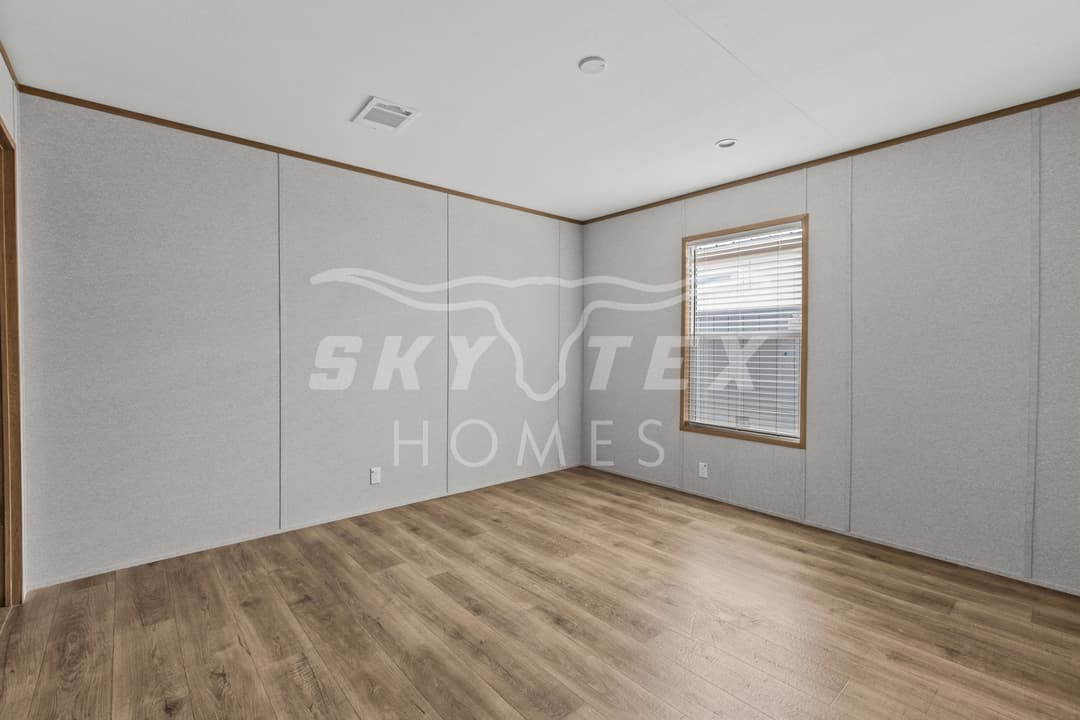 Navasota - prime 2856  bedroom home features