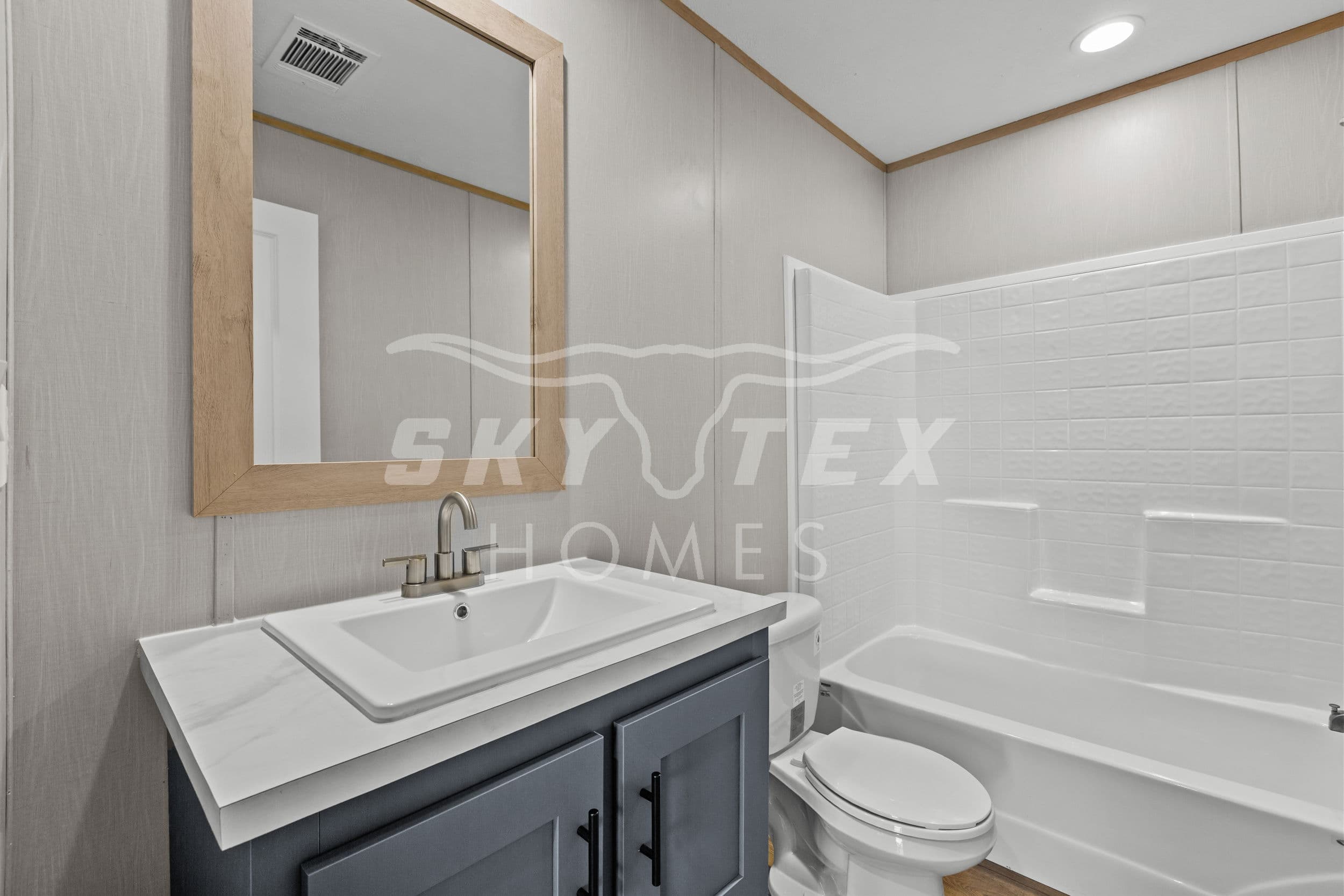 2284 stevens rd., somerset - 1.18 acres interior and bathroom home features