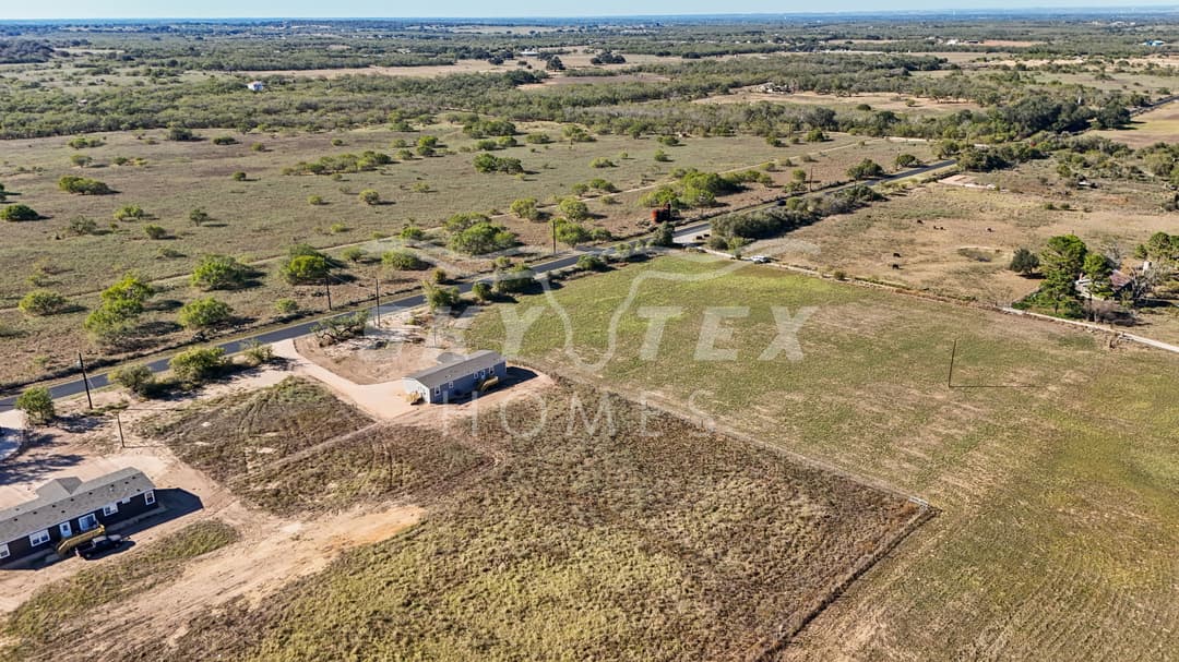 2354 stevens rd., somerset - 1.18 acres exterior home features