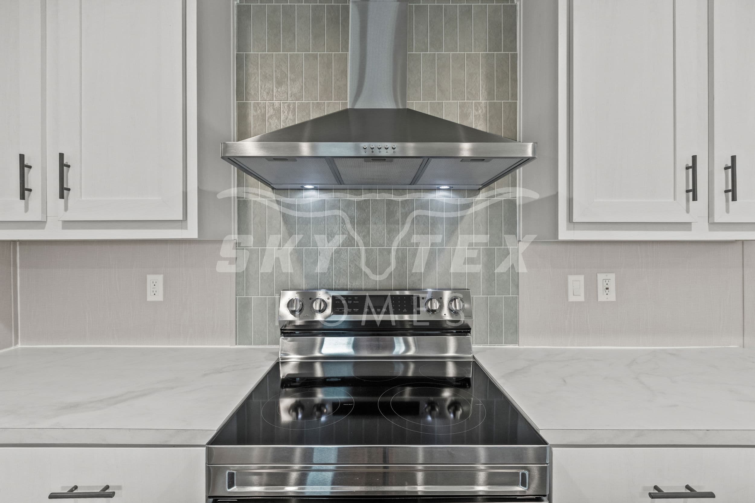 2284 stevens rd., somerset - 1.18 acres interior and kitchen home features