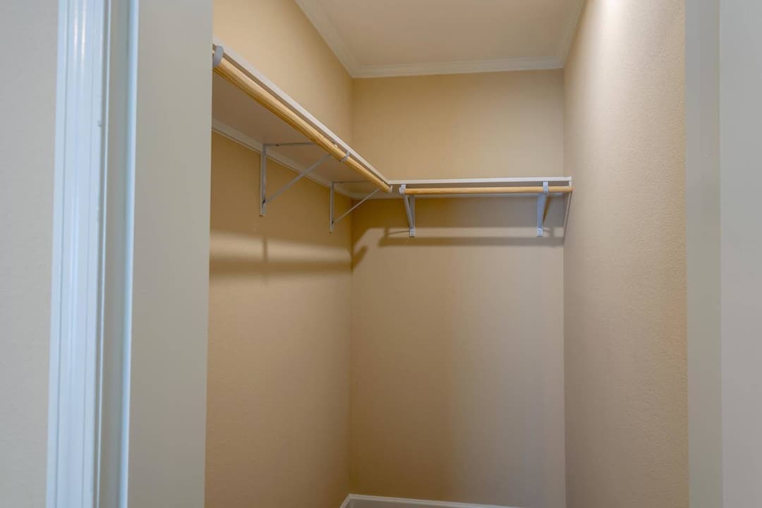 Innovation 3256n interior home features