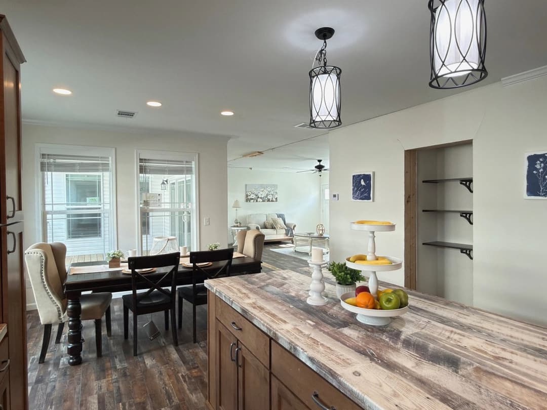 Aimon c 4br interior home features